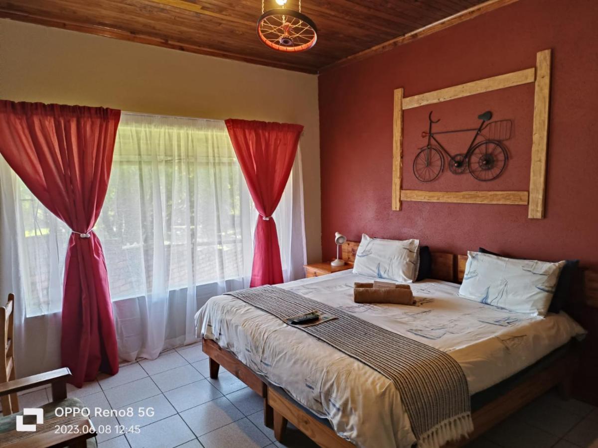 Thandamanzi Self Catering Sabie Kültér fotó